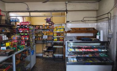 AVENIDA LUIS VALENTE ROSSI CON PASAJE AVELINO VILLAGRÁN
