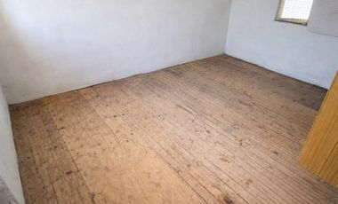 VENTA CASA SAN JOAQUÍN 7D+3B+1EST+1BOD 190M2 PAR.9 STA. ROSA