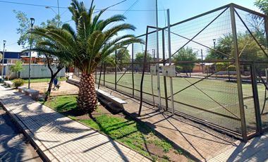 VENTA CASA SAN JOAQUÍN 7D+3B+1EST+1BOD 190M2 PAR.9 STA. ROSA