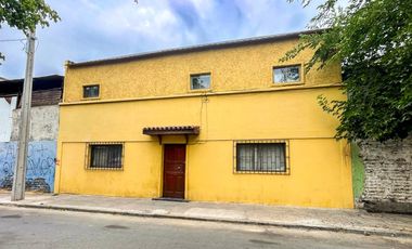 VENTA CASA SAN JOAQUÍN 7D+3B+1EST+1BOD 190M2 PAR.9 STA. ROSA