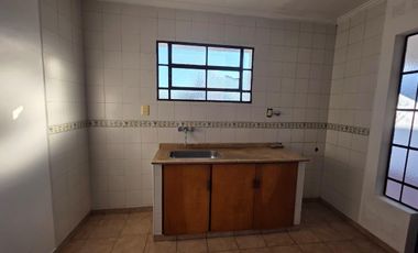 DEPARTAMENTO DE 3 DORMITORIOS Y COCHERA EN BARRIO MARIA SELVA