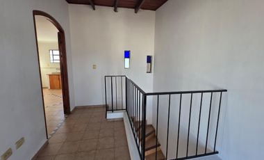 DEPARTAMENTO DE 3 DORMITORIOS Y COCHERA EN BARRIO MARIA SELVA