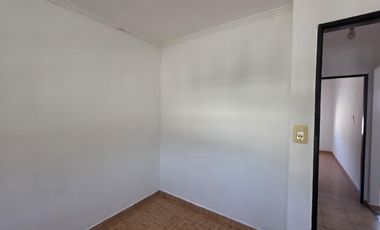 DEPARTAMENTO DE 3 DORMITORIOS Y COCHERA EN BARRIO MARIA SELVA