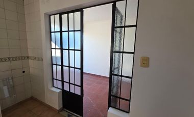 DEPARTAMENTO DE 3 DORMITORIOS Y COCHERA EN BARRIO MARIA SELVA