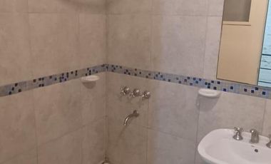 Departamento duplex independiente en alquiler de 2 dormitorios