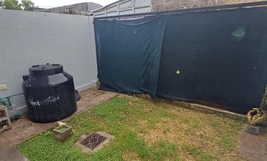 Departamento duplex independiente en alquiler de 2 dormitorios