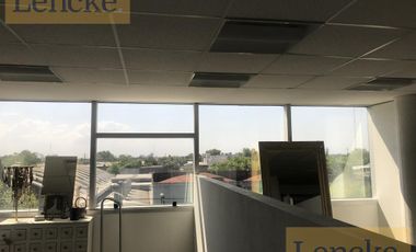 Lencke Vende - Excelente oficina c/4 cocheras, se recibe bien en parte de pago