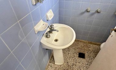 VENTA EDIFICIO DOS PLANTAS LA LUCILA DEL MAR