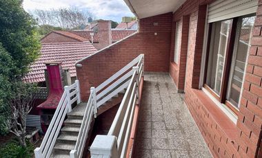 VENTA EDIFICIO DOS PLANTAS LA LUCILA DEL MAR