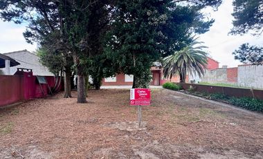 VENTA EDIFICIO DOS PLANTAS LA LUCILA DEL MAR