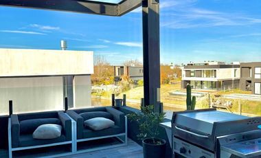 Alquiler Anual Casa 4 amb. al río con Amarra barrio El Canal Villanueva Tigre