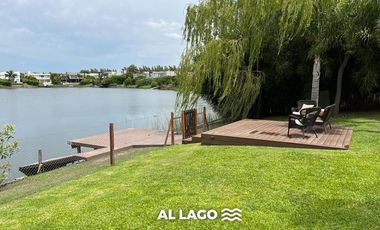 Casa AMOBLADA  a la laguna,  con 4 dormitorios en LOS SAUCES - NORDELTA