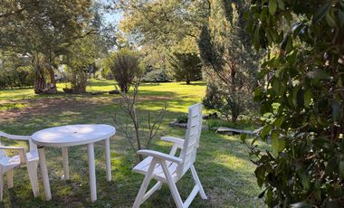 Casa de campo en entorno arbolado y tranquilo – La Araucaria, Lobos, Calle 11