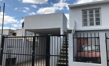 Duplex 1 dormitorio - Patio - Cochera - Av. Colorado 5800 - B° Cabildo