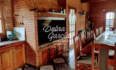 CASA EN VENTA EN BARRIO SAN RAFAEL MAR DE AJO- CUATRO AMBIENTES