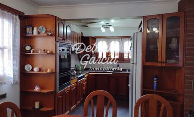 CASA EN VENTA EN BARRIO SAN RAFAEL MAR DE AJO- CUATRO AMBIENTES