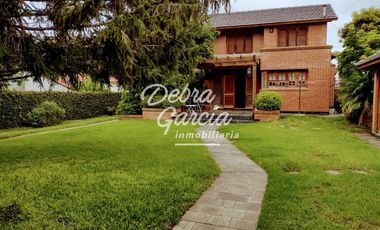 CASA EN VENTA EN BARRIO SAN RAFAEL MAR DE AJO- CUATRO AMBIENTES