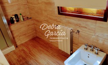 CASA EN VENTA EN BARRIO SAN RAFAEL MAR DE AJO- CUATRO AMBIENTES