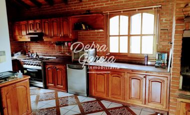 CASA EN VENTA EN BARRIO SAN RAFAEL MAR DE AJO- CUATRO AMBIENTES