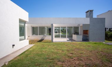 Casa - Prados del Oeste
