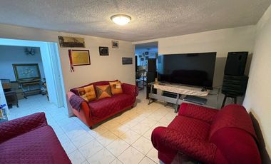 Casa en venta en Lomas de Valle Dorado, Tlalnepantla