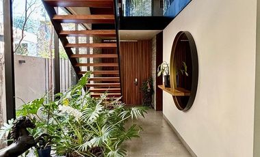 Casa en Venta en Arauca Residencual, zona Real, Zapopan, Residencia de Lujo