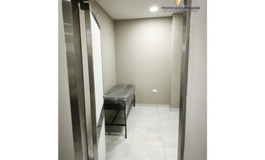 CLNICA EN VENTA - 3 Pisos | MILAGRO - HABILITADA