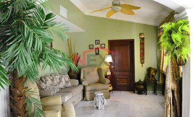 CASA EN VENTA EN CAMPANARIO RESIDENCIAL