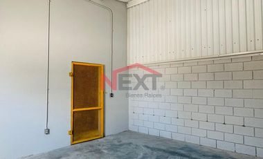 Bodega Industrial en Renta en Arteaga | 1,300 m² | Andén | Parque Industrial SERVER | Lista para Operar