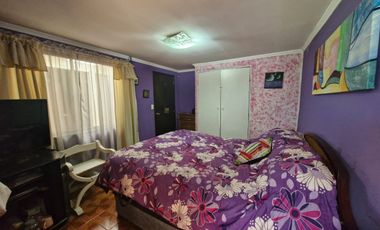 Grace Kelm Vende, Casa 177 m2/ 477m2 terr/5 d/ 2bañ/ piscina y quinch en Quinta Normal