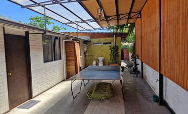 Grace Kelm Vende, Casa 177 m2/ 477m2 terr/5 d/ 2bañ/ piscina y quinch en Quinta Normal