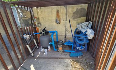 Grace Kelm Vende, Casa 177 m2/ 477m2 terr/5 d/ 2bañ/ piscina y quinch en Quinta Normal