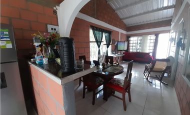 Tablones - Casa campestre en venta (conjunto cerrado)