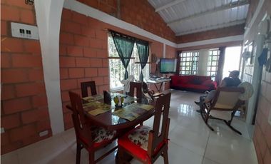 Tablones - Casa campestre en venta (conjunto cerrado)