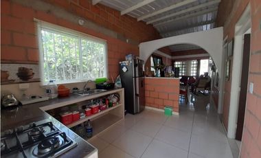 Tablones - Casa campestre en venta (conjunto cerrado)