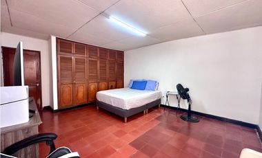 Manga - Venta de Casa a pasos de la Bahía.