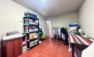 Manga - Venta de Casa a pasos de la Bahía.