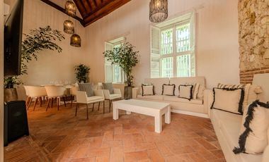 SE VENDE CASA EN EL CENTRO HISTORICO - SAN DIEGO