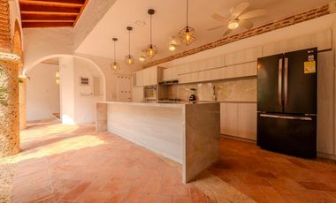 SE VENDE CASA EN EL CENTRO HISTORICO - SAN DIEGO