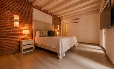 SE VENDE CASA EN EL CENTRO HISTORICO - SAN DIEGO