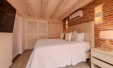 SE VENDE CASA EN EL CENTRO HISTORICO - SAN DIEGO