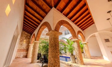SE VENDE CASA EN EL CENTRO HISTORICO - SAN DIEGO