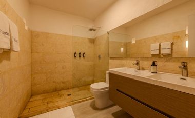 SE VENDE CASA EN EL CENTRO HISTORICO - SAN DIEGO