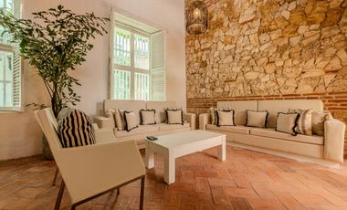 SE VENDE CASA EN EL CENTRO HISTORICO - SAN DIEGO