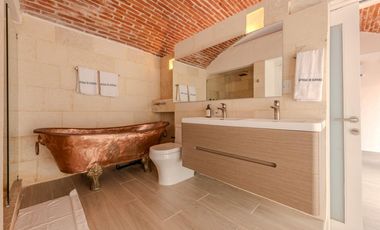 SE VENDE CASA EN EL CENTRO HISTORICO - SAN DIEGO