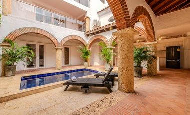 SE VENDE CASA EN EL CENTRO HISTORICO - SAN DIEGO