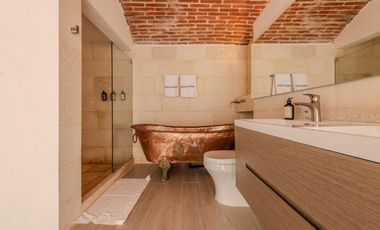 SE VENDE CASA EN EL CENTRO HISTORICO - SAN DIEGO