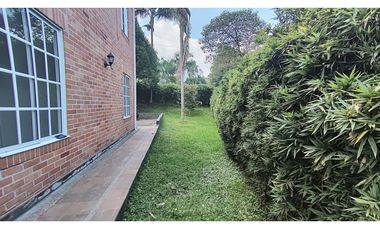 Vendo casa independiente Loma Del Chocho, pura tranquilidad!!!