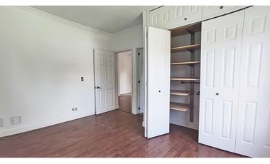 Vendo casa independiente Loma Del Chocho, pura tranquilidad!!!