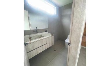 Casa en Arriendo en El Retiro